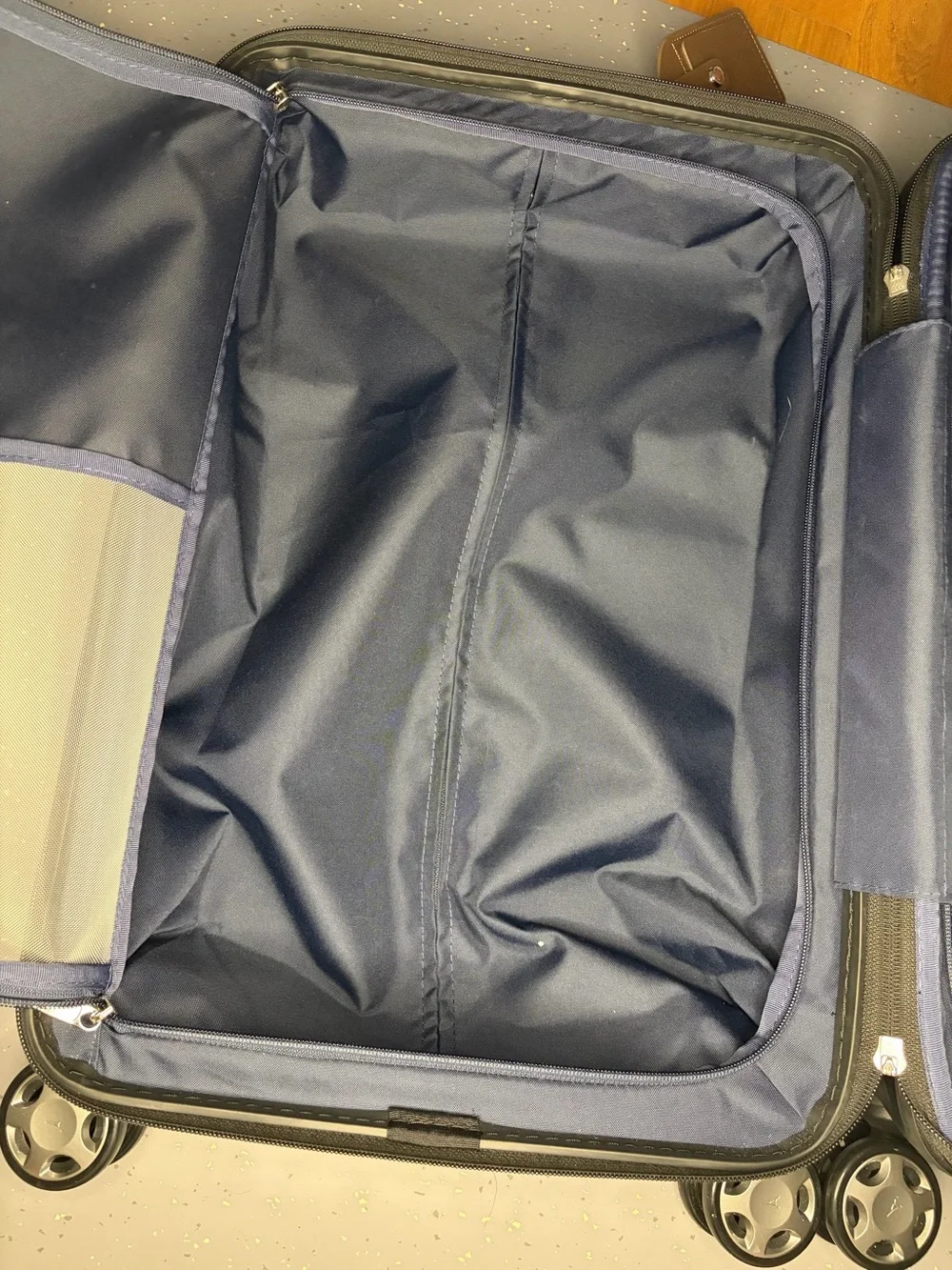 TravelPro x Travel + Leisure Carry-on Spinner Brand New w/ tags *minor imperfect